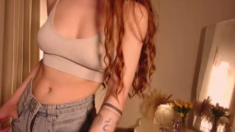 Lina online show from February 11, 9:24 am