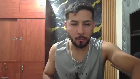 arthur1718 online show from April 22, 2:30 am