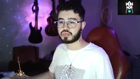 Snapshot of artorias_4 chatting on December 15, 10:47 pm artorias 4 online show from December 15, 10:47 pm