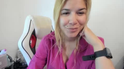 MIA online show from September 19, 10:19 am