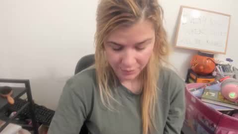 MIA online show from April 14, 11:02 am