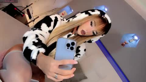 aryajanee online show from April 6, 5:30 am