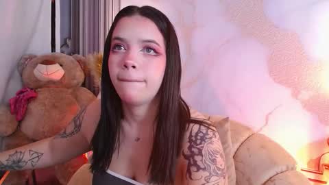 Ary  online show from February 16, 7:01 pm