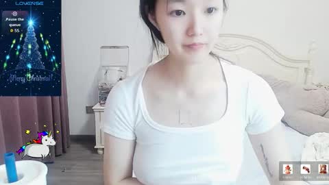 Lily online show from January 19, 5:17 am