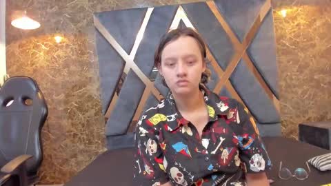 Snapshot of asami_hattori chatting on October 6, 11:17 am AsamiHattori online show from October 6, 11:17 am