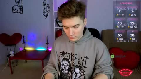 ash_raven_ online show from December 5, 1:38 am