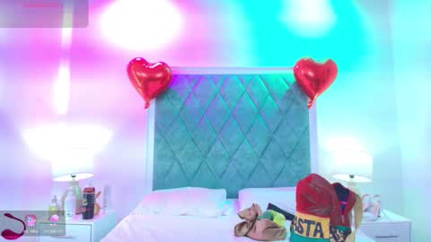 Snapshot of asha_zuri_and_adam chatting on October 1, 12:37 pm asha_zuri_and_adam online show from October 1, 12:37 pm