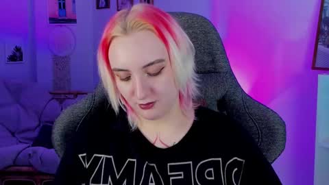 AshleyAshe  online show from February 12, 11:51 pm