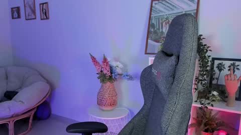 AshleyAshe  online show from March 2, 1:58 am