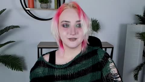 AshleyAshe  online show from January 29, 8:25 pm