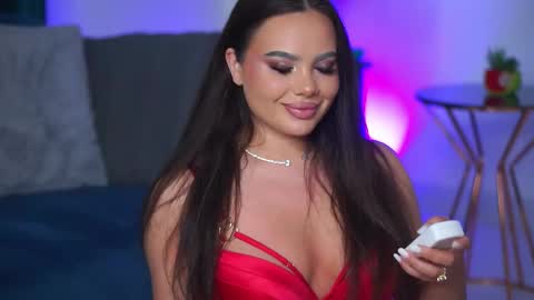 Ashley online show from March 4, 10:23 am