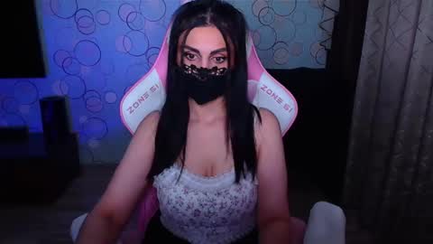   Yasmina   online show from November 21, 7:17 am