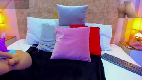 ashley online show from February 18, 4:36 pm