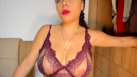 Soy Ash online show from March 5, 12:30 am