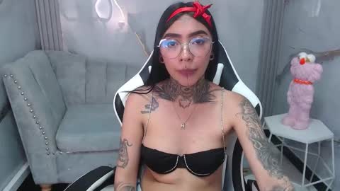 Snapshot of ashley_blum_v chatting on September 13, 8:55 pm ashley_blum_v online show from September 13, 8:55 pm