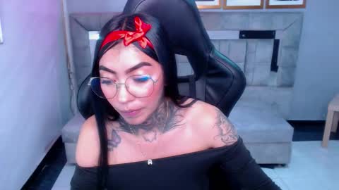 Snapshot of ashley_blum_v chatting on September 17, 9:07 pm ashley_blum_v online show from September 17, 9:07 pm