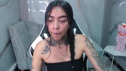 Snapshot of ashley_blum_v chatting on September 20, 10:02 pm ashley_blum_v online show from September 20, 10:02 pm