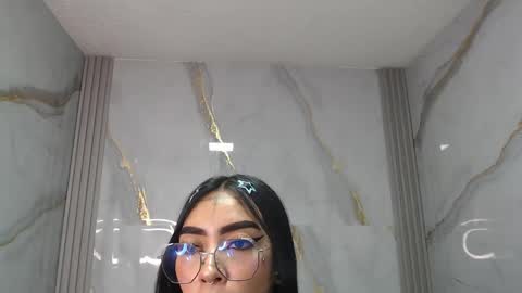 Snapshot of ashley_blum_v chatting on October 4, 9:34 pm ashley_blum_v online show from October 4, 9:34 pm