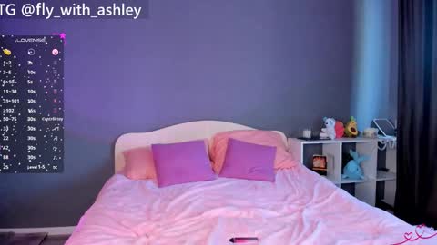 ashley_fly online show from September 9, 6:02 am