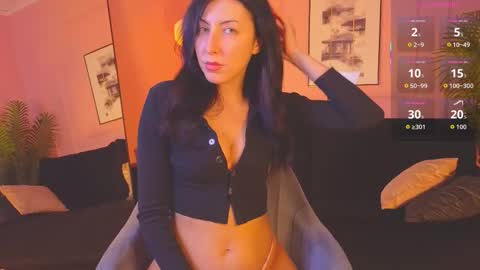 Ashley online show from December 1, 9:57 pm