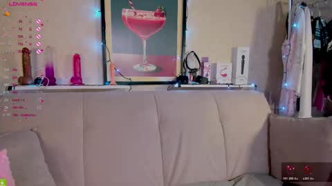 Ashley online show from March 7, 2:33 am