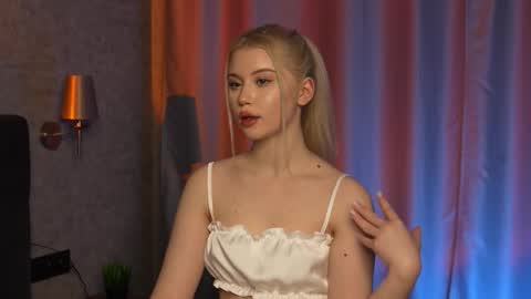 Ashley online show from November 30, 3:52 pm