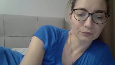 Ashley online show from December 14, 2:23 pm