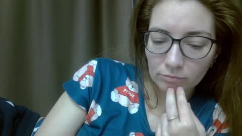 Ashley online show from February 3, 6:40 am