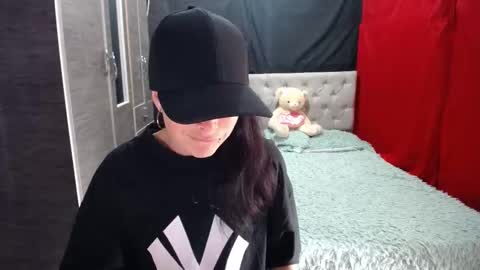 Snapshot of ashly_93 chatting on October 21, 7:28 pm engel online show from October 21, 7:28 pm