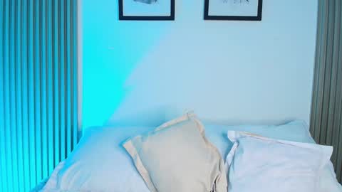    online show from March 17, 1:54 am