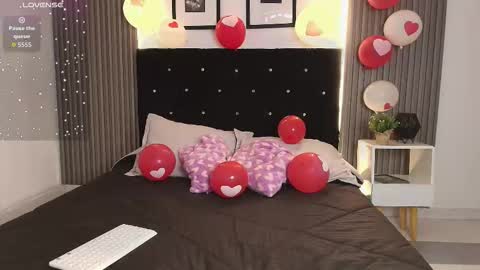    online show from September 20, 7:39 pm