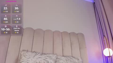 Snapshot of ashlye_white chatting on October 19, 2:38 am ashlye_white online show from October 19, 2:38 am