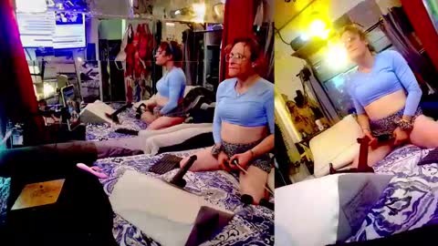 ashmomo online show from December 17, 1:16 pm