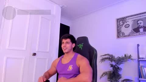 Snapshot of ashton_coleman_ chatting on October 3, 7:05 am my name real is camilo online show from October 3, 7:05 am