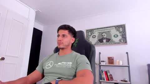 Snapshot of ashton_coleman_ chatting on September 9, 7:14 pm my name real is camilo online show from September 9, 7:14 pm