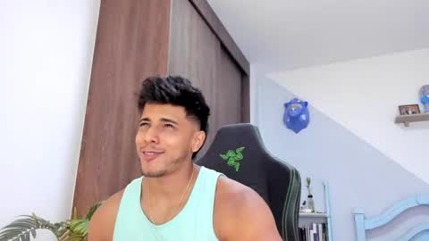 Snapshot of ashton_coleman_ chatting on January 14, 1:17 pm my name real is camilo online show from January 14, 1:17 pm