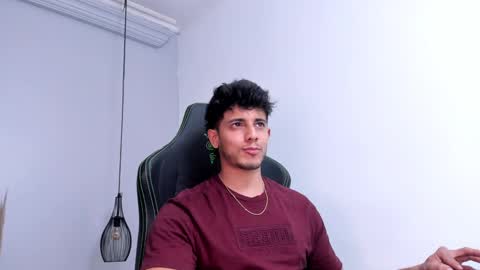 Snapshot of ashton_coleman_ chatting on February 11, 7:54 am my name real is camilo online show from February 11, 7:54 am