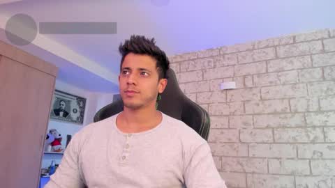 my name real is camilo online show from March 23, 8:14 pm