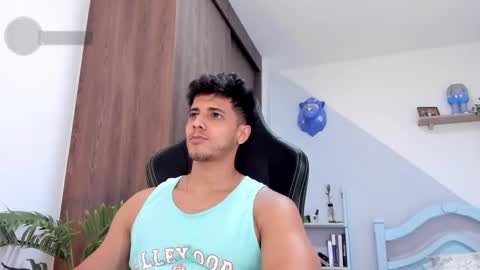 Snapshot of ashton_coleman_ chatting on December 23, 9:59 am my name real is camilo online show from December 23, 9:59 am