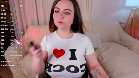 Snapshot of ashton_heidi chatting on September 26, 11:35 pm Your girlfriend online show from September 26, 11:35 pm