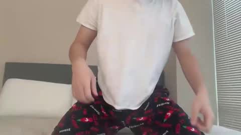 asiaboyshow online show from January 16, 9:57 pm