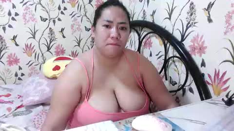 Snapshot of asian_bigboobs20 chatting on September 10, 9:54 am Asian Bigboobs20 online show from September 10, 9:54 am