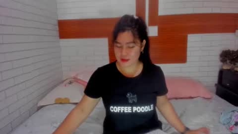 Snapshot of asian_diana69 chatting on September 29, 2:10 am diane online show from September 29, 2:10 am