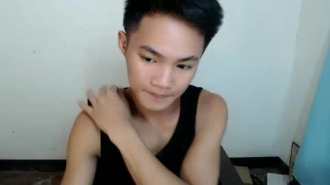 asian_lover05 online show from November 17, 2:41 pm