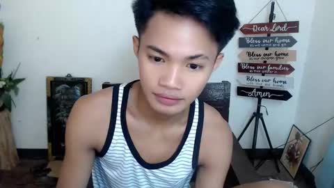 asian_lover05 online show from October 13, 6:10 pm