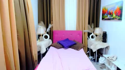Snapshot of asian_mooreen chatting on October 14, 4:10 pm mooreen online show from October 14, 4:10 pm