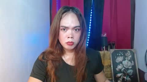 Snapshot of asian_pretty143 chatting on September 21, 3:54 am asian_pretty143 online show from September 21, 3:54 am