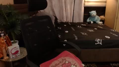 angela online show from January 23, 10:22 am