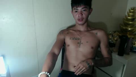 angello abayon online show from December 1, 9:35 pm