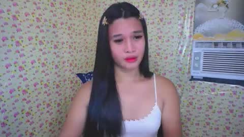 Snapshot of asian_yannie chatting on October 17, 6:45 pm Yan online show from October 17, 6:45 pm